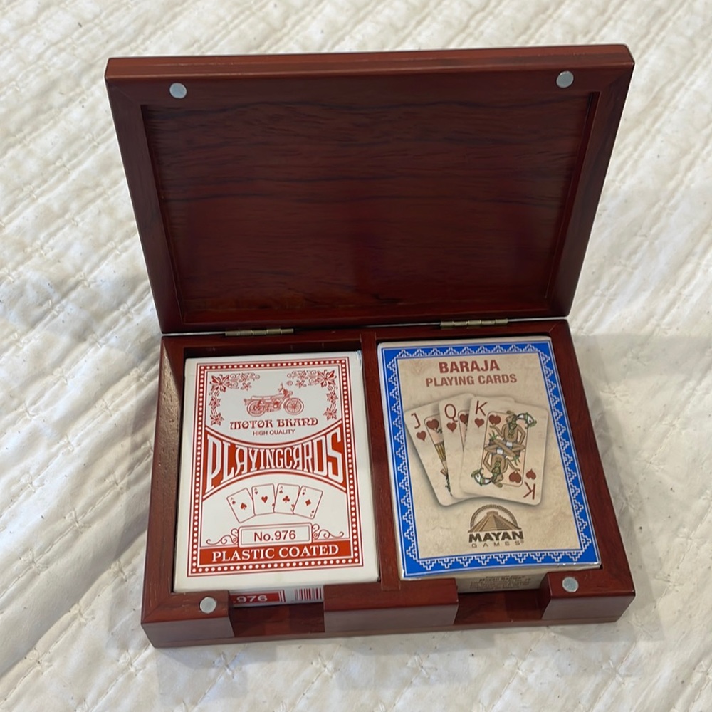 Playing card box